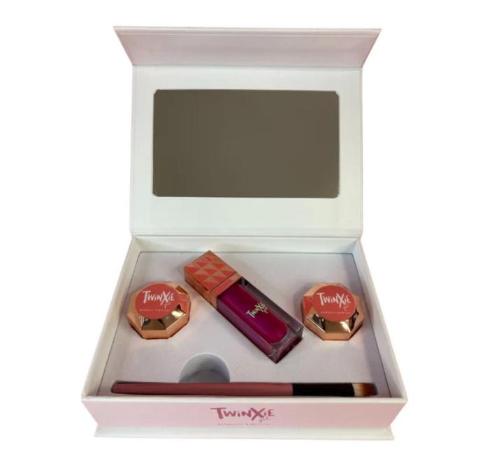 Tween Makeup - Pretty in Pink Makeup Kit